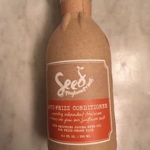 New seed anti frizz conditioner 250 ml